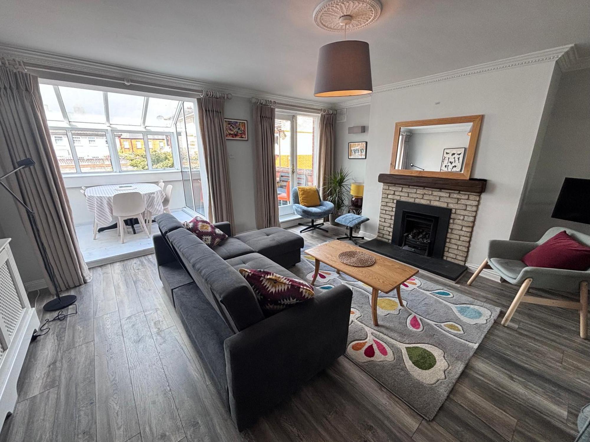 Central, Comfortable And Spacious 4 Bed Duplex Dublin Luaran gambar