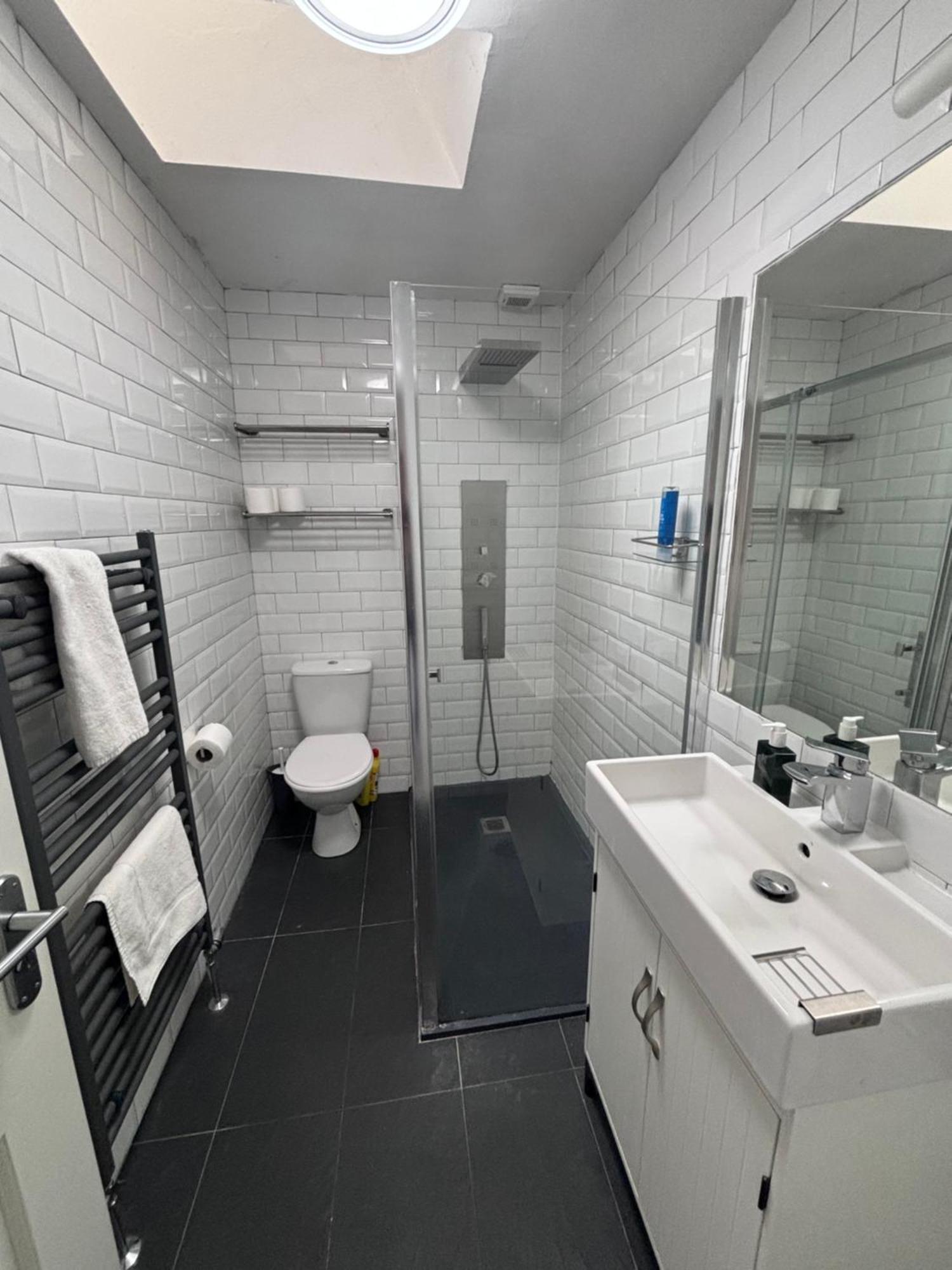 Central, Comfortable And Spacious 4 Bed Duplex Dublin Luaran gambar