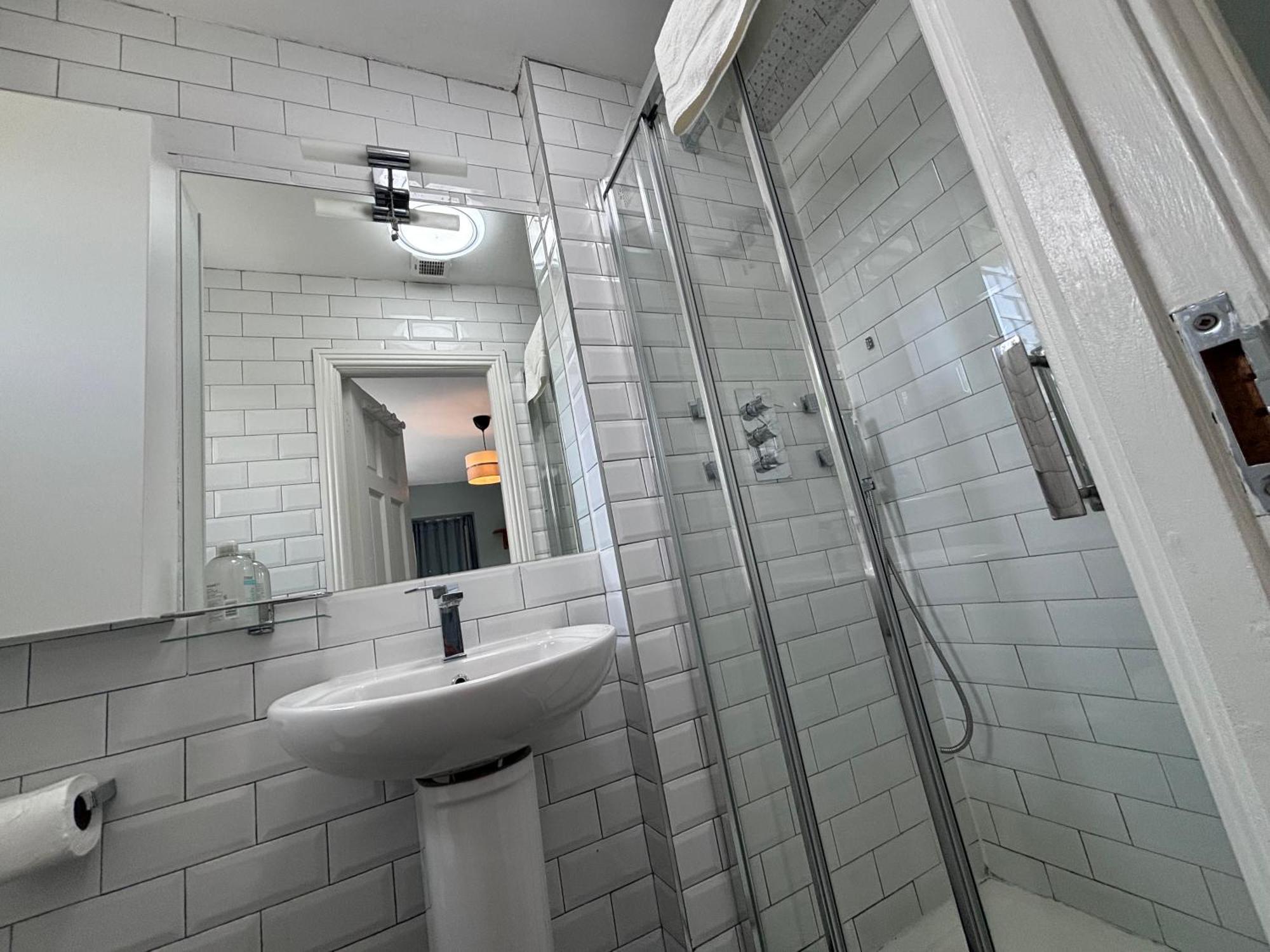 Central, Comfortable And Spacious 4 Bed Duplex Dublin Luaran gambar
